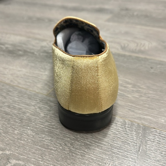 Loafers Canary Yellow with red bottoms  brand new multiple sizes available - Picture 4 of 6